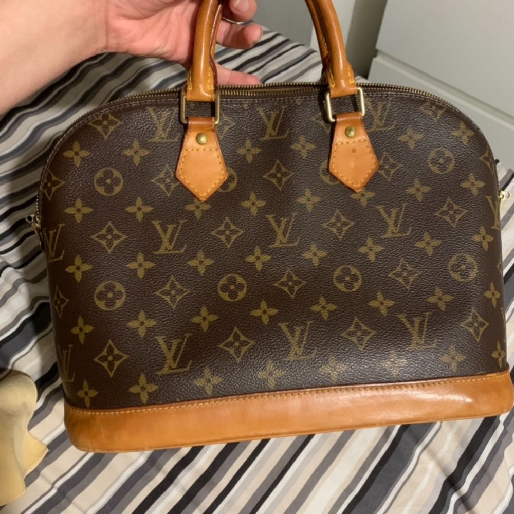 ❤️🌸 Louis Vuitton Alma PM 🌸❤️ - Picture 3 of 14
